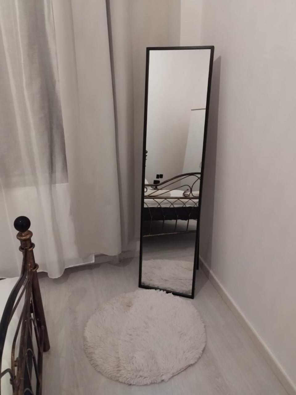 Black N' White Cozy Housegarden Alexandroupoli Esterno foto